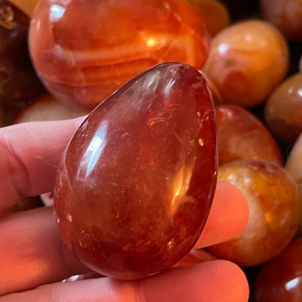 Genuine Carnelian gemstone eggs - Picture 6 of 13